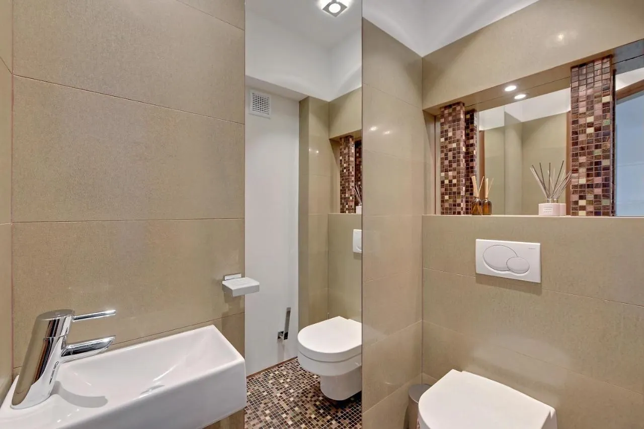 Grand Apartments - Boho Sopot Apartament Dwupoziomowy 0*,